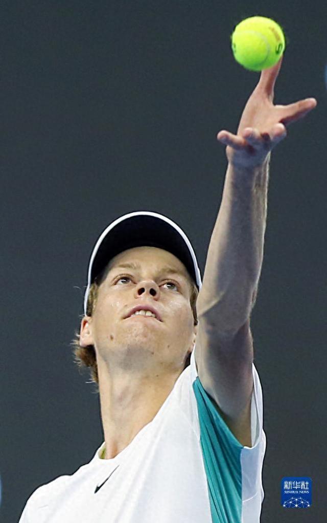 约科林斯是 约科林斯是