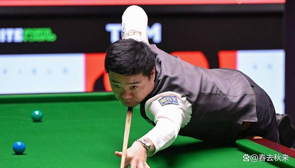 禁区前犯规 禁区前犯规